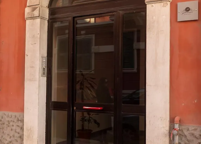 アパート A Glamour